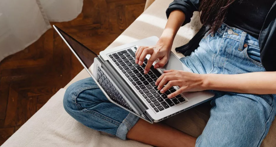 meilleurs-ordinateurs-portables-pas-chers-2026-avis-et-comparatif