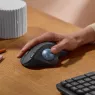 Les 5 meilleures souris ergonomiques de 2025