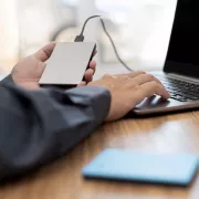 Les 4 meilleurs disques durs externes (2025)