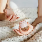 Les 4 meilleures crèmes hydratantes pour le visage (2025)