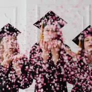 30 idées cadeaux de graduation : ce que les finissants veulent vraiment