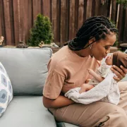 40+ idées de cadeaux pour une nouvelle maman