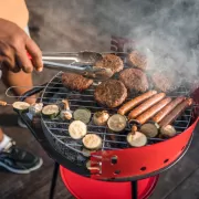 Les 4 meilleurs BBQ portatifs (2026)