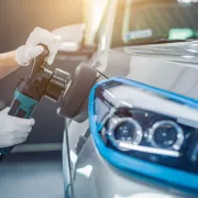 Les 5 meilleurs produits pour enlever les égratignures sur l’auto (2026)
